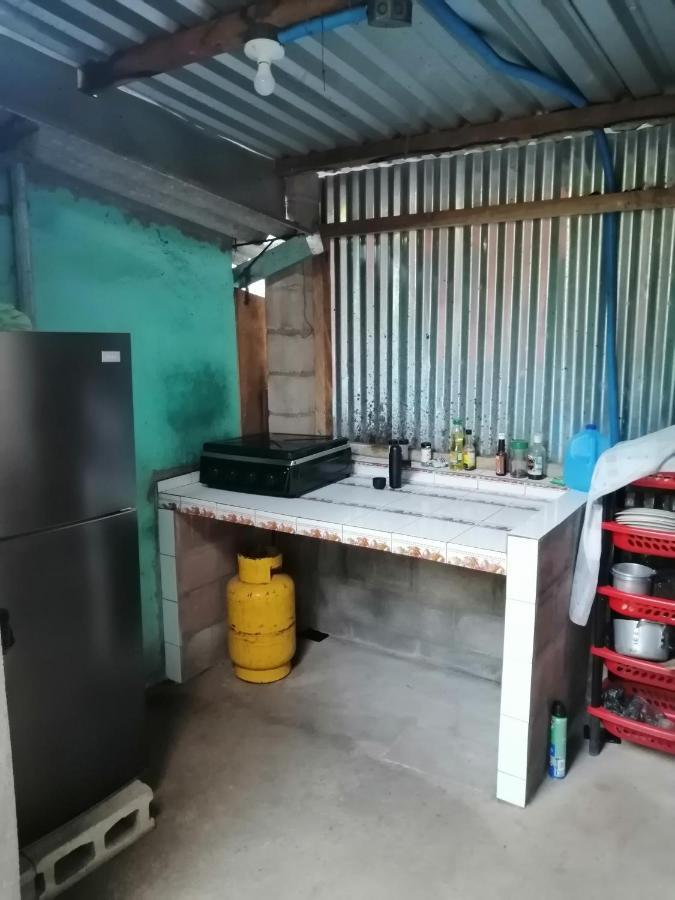 Hostal Nina Oly Tamanique Екстериор снимка