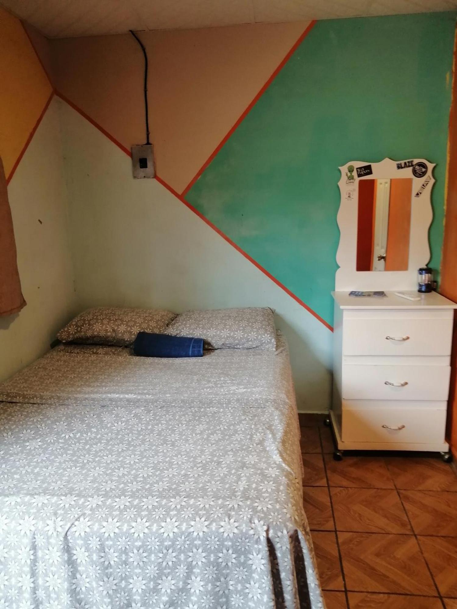 Hostal Nina Oly Tamanique Стая снимка