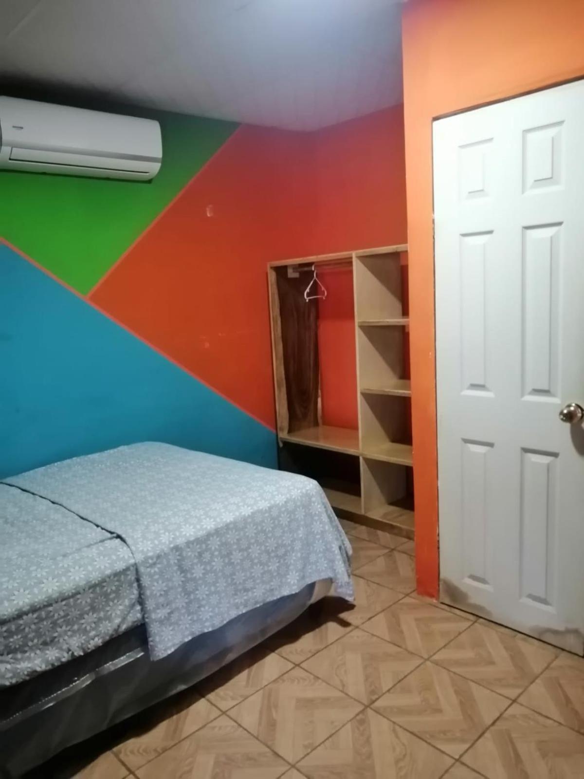 Hostal Nina Oly Tamanique Екстериор снимка