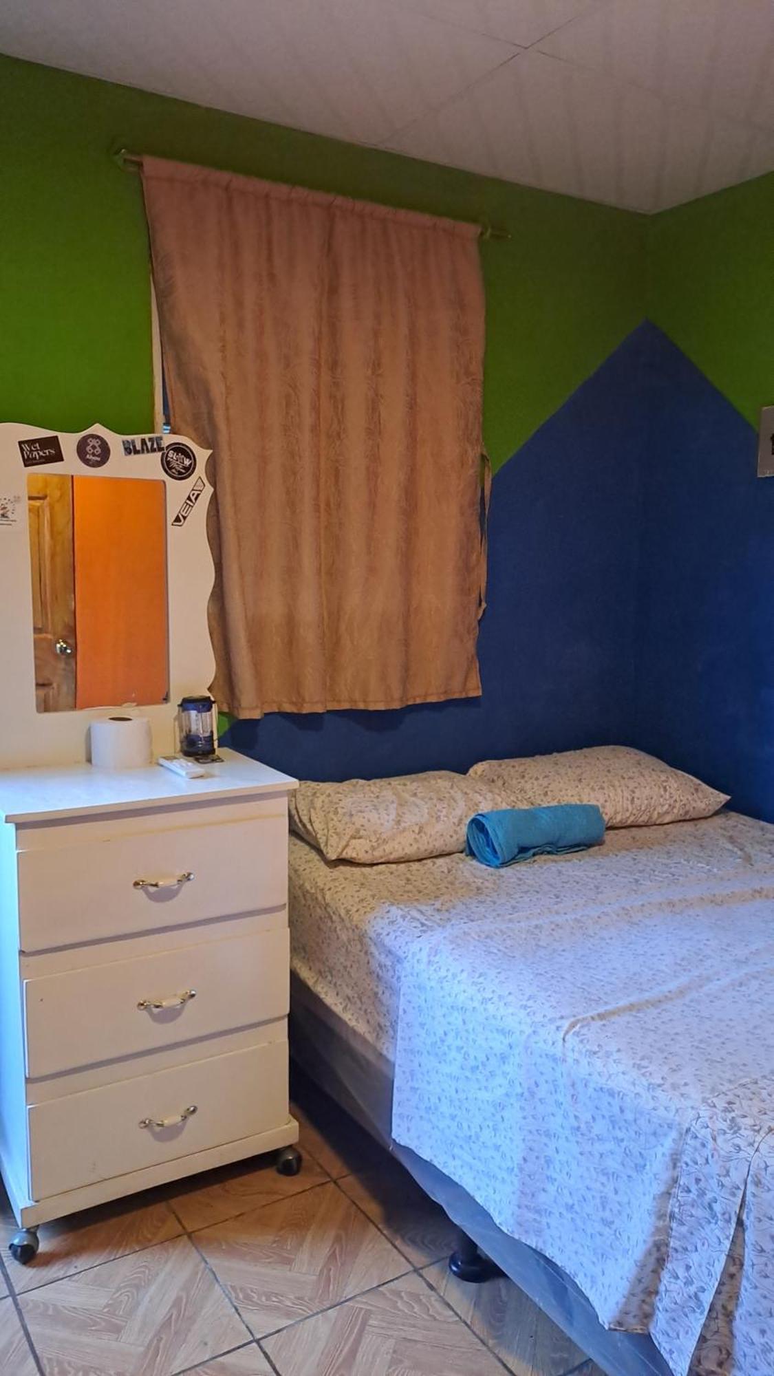 Hostal Nina Oly Tamanique Стая снимка